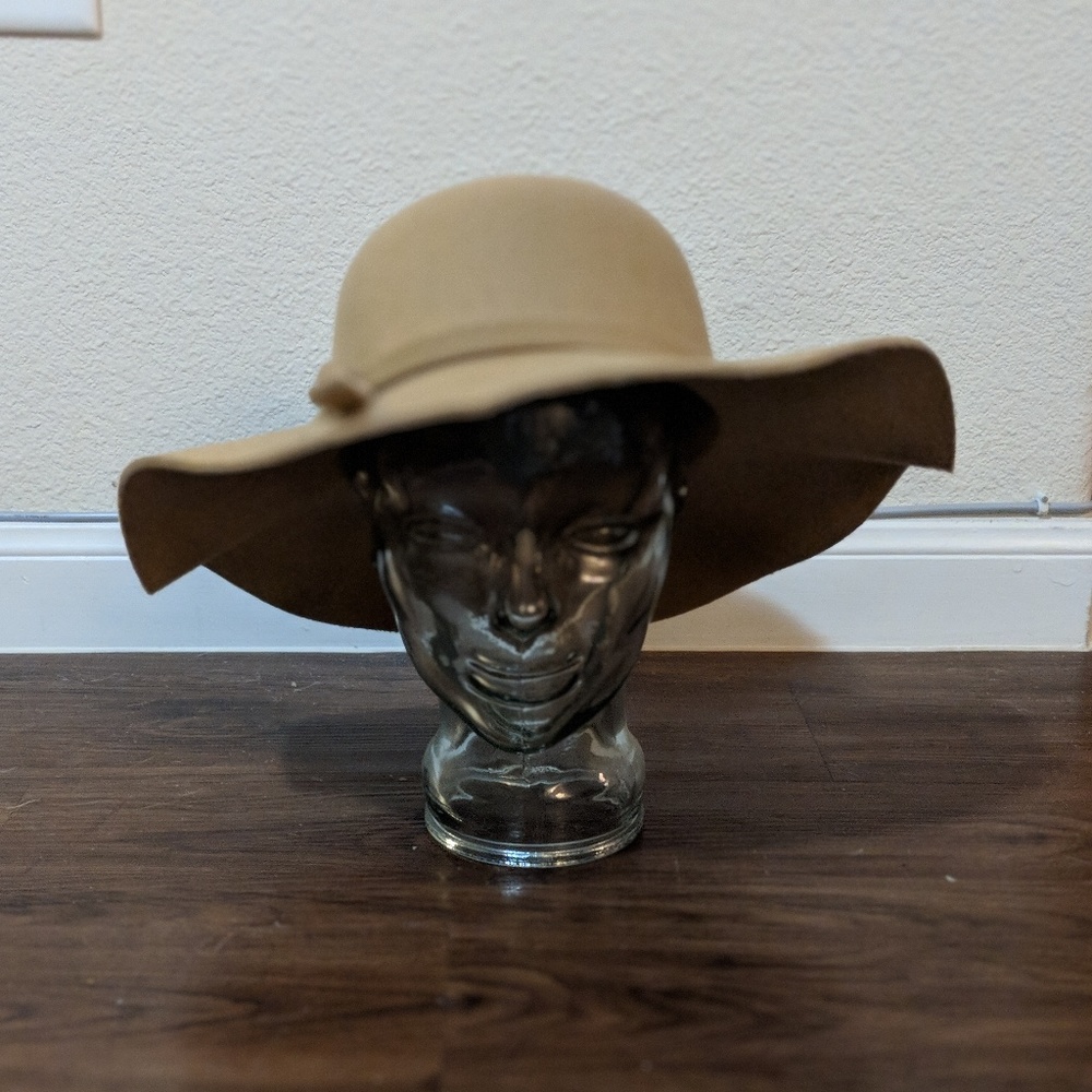 Wool Hat! Perfect condition!